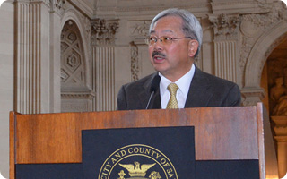 ﻿﻿MAYOR LEE, SUPERVISORS KIM & WIENER, METROPOLITAN TRANSPORTATION COMMISSION & TRANSBAY JOINT POWERS AUTHORITY ANNOUNCE NEW TRANSBAY TRANSIT CENTER FINANCING PLAN